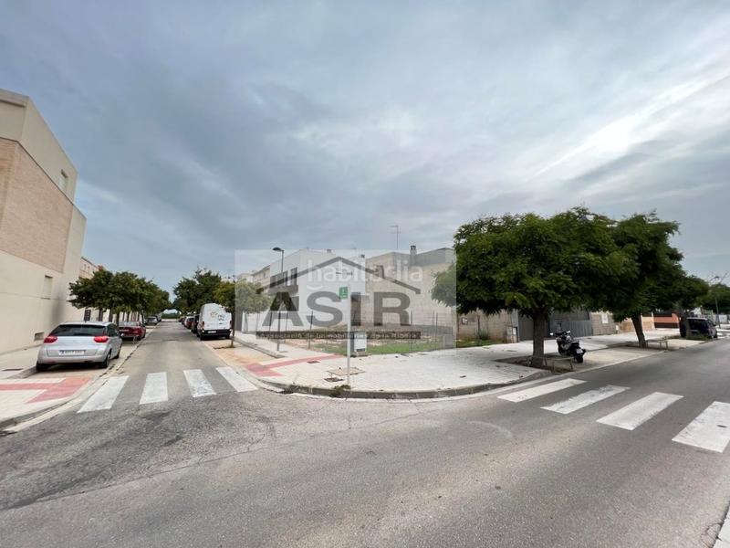 Foto 692549fb-8952-44c8-aa9d-ad3ffd93ecd8. Terreno residenziale in Algemesí