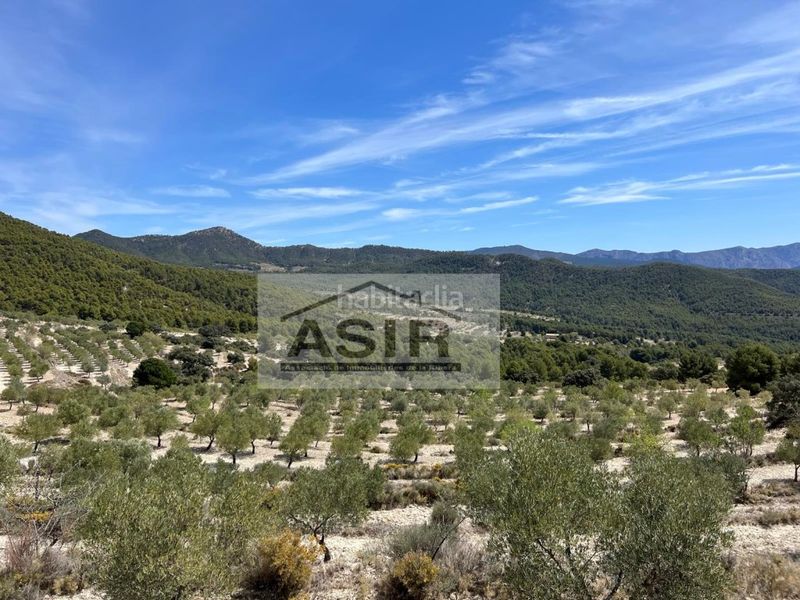 Foto a1fd60a7-1060-4bfa-8d04-40cb8400f3d4. Chalet  6 habitaciones venta jijona en Xixona