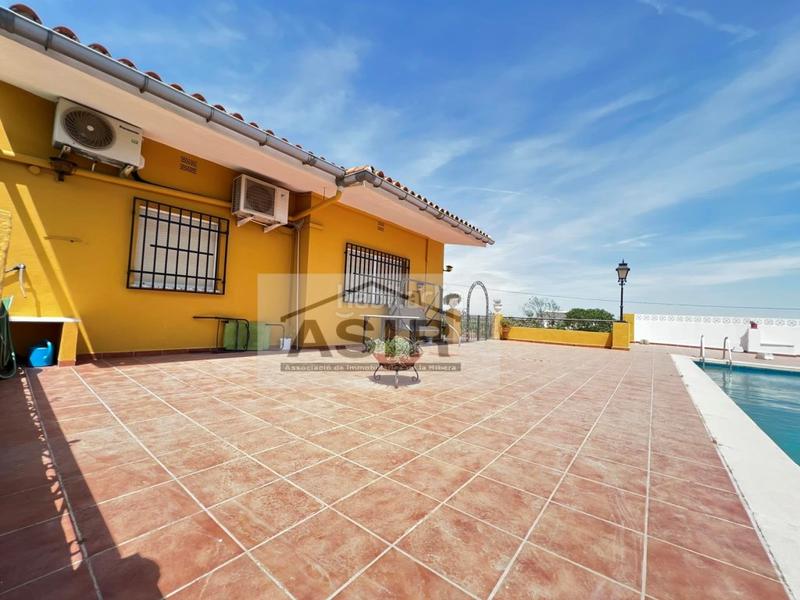 Foto 4bd20a8d-00d3-4b10-a27f-464f2c363749. Chalet mit parking pool in Urbanitzacions i Pedanies Nord Alzira