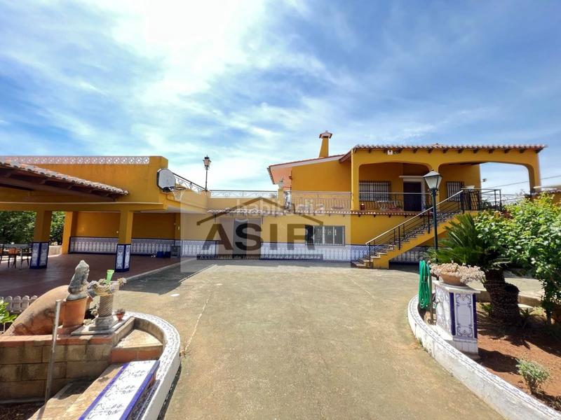 Foto d95576c6-3ca1-4fd7-b196-3939ee789074. Chalet mit parking pool in Urbanitzacions i Pedanies Nord Alzira