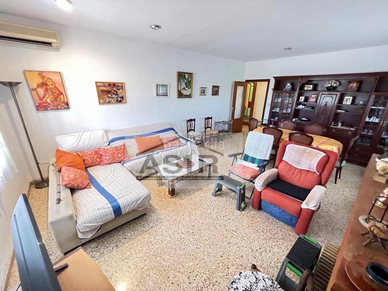 Foto f3d7e2c1-8544-4747-a3d1-f92ca3a940f7. Chalet mit parking pool in Urbanitzacions i Pedanies Nord Alzira