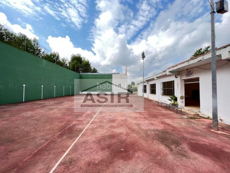 Foto b9601709-8a50-4a6b-ae27-918b71dfc0ea. Terreno residenziale in Alberic