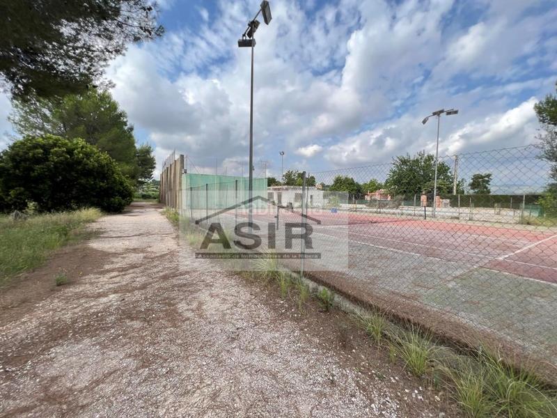 Foto e1d842bf-8c75-4b86-b320-3e544cf0f8e1. Terreno residenziale in Alberic