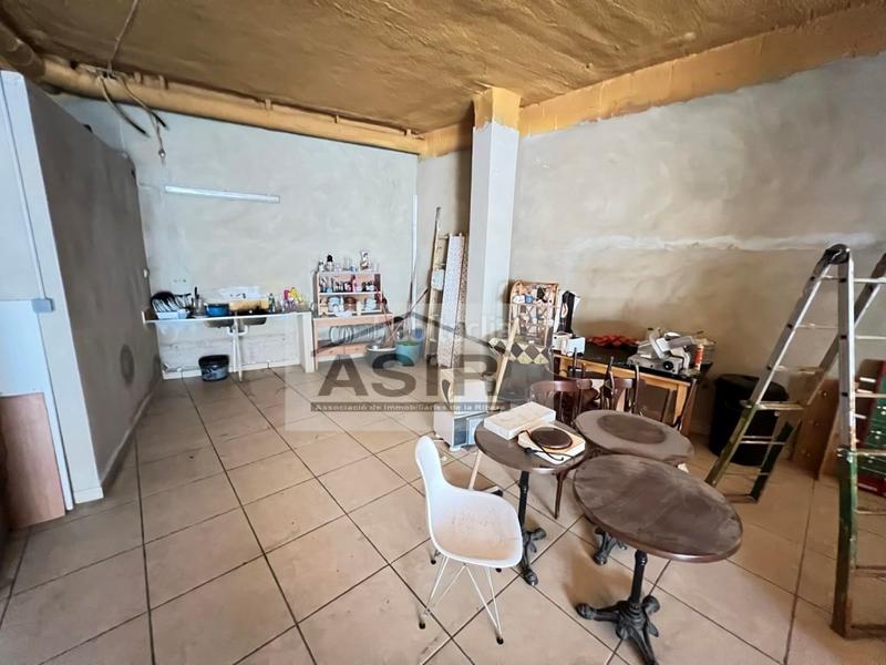 Foto f2d0dde6-2c72-4777-a358-f20062208df9. Geschäftsraum in Corbera