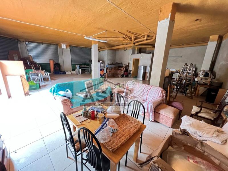 Foto f3342010-7067-479b-855e-d07eb65860c5. Geschäftsraum in Corbera