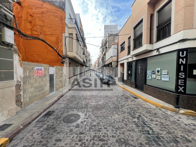 Foto 6daa1b53-bbc1-4079-a394-a4f91b0c4d5f. Casa a Centre Alzira