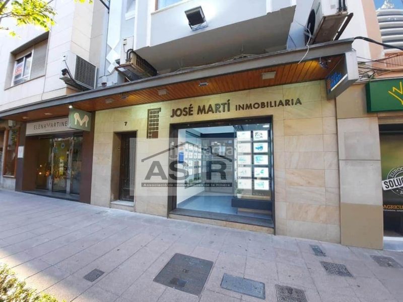 Foto a96d5c12-2ad1-4649-8ada-72a2c2f41b67. Casa a Centre Alzira