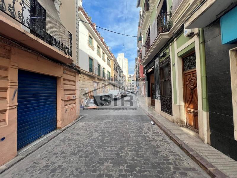 Foto 68269a25-1add-42a4-b811-fe4085a74345. Casa in Centre Alzira