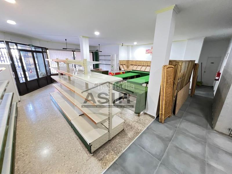 Foto 17abbb67-1569-47bd-862c-949ff0dda78f. Locale commerciale in Sants Patrons Alzira