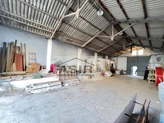 Nau industrial a Carcaixent. Nave muy amplia con una superficie construida de 624 m2 y una su