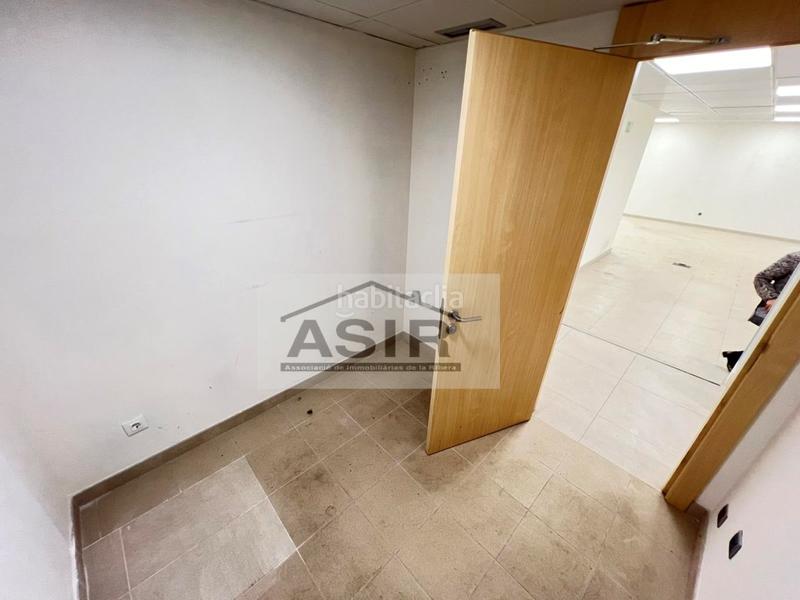 Foto 06494b8a-5d80-4e3a-b18c-e4b634a63cc1. Lloguer local comercial a El Llombo Ontinyent