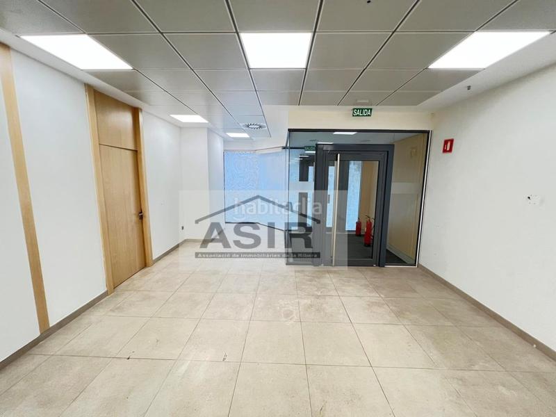 Foto 3a4c7730-1a85-45f7-81ae-030d801510fb. Lloguer local comercial a El Llombo Ontinyent