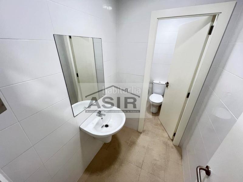 Foto 436de318-a186-4de3-9d24-21d1a99dd23e. Lloguer local comercial a El Llombo Ontinyent