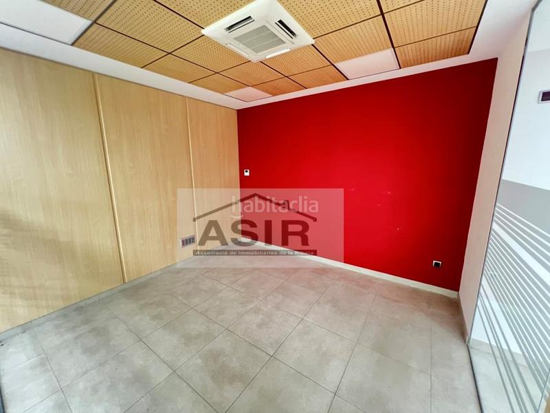 Foto afd1da87-5738-4cf7-86ce-92b6a82e5573. Lloguer local comercial a El Llombo Ontinyent