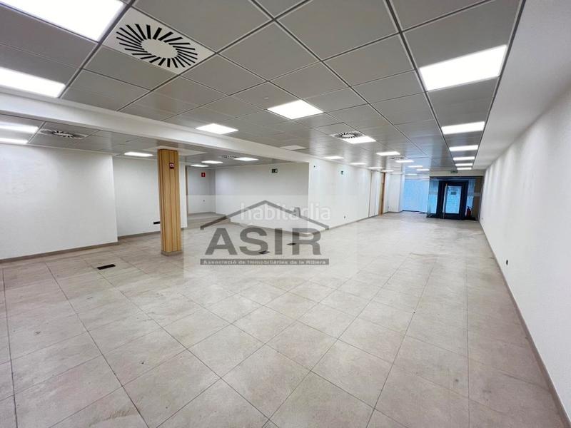 Foto 317a242d-5181-4827-927e-7f533fe04bdf. Location local commercial dans El Llombo Ontinyent