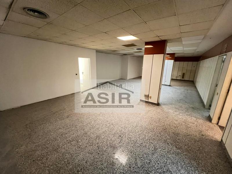 Foto 3e3a5883-5c74-415d-95fa-d9cbc0ce959f. Location local commercial dans El Llombo Ontinyent