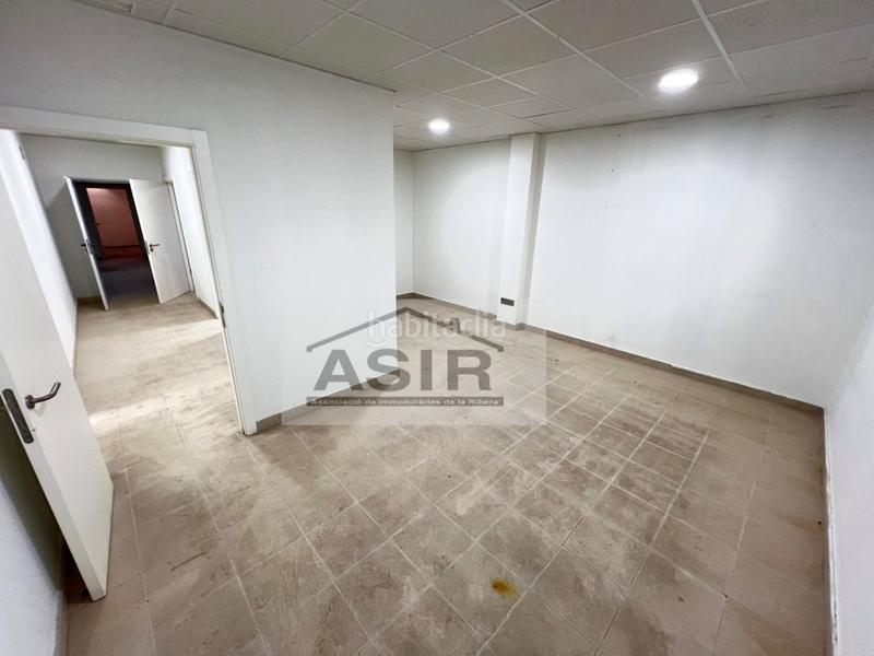 Foto 42bdabd8-65bf-4d31-8862-c94d0be1cb5d. Location local commercial dans El Llombo Ontinyent