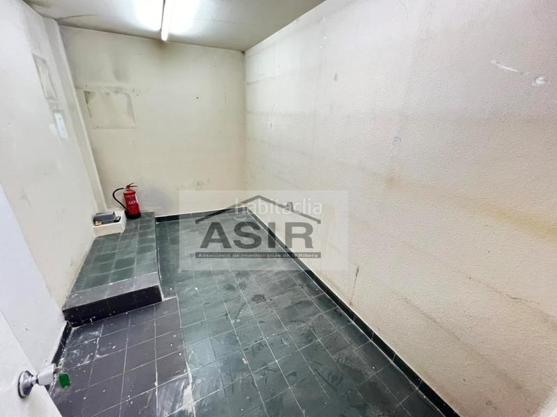 Foto ab17169a-0aa7-4c80-b0f5-19796dc9326c. Location local commercial dans El Llombo Ontinyent