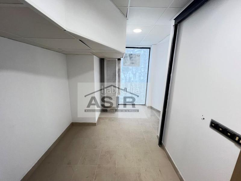 Foto b3d01a95-7f28-4d32-8df3-b89bb382ffc2. Location local commercial dans El Llombo Ontinyent