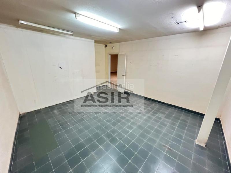 Foto d4254666-1181-469a-b9ac-bdcc669d0551. Location local commercial dans El Llombo Ontinyent