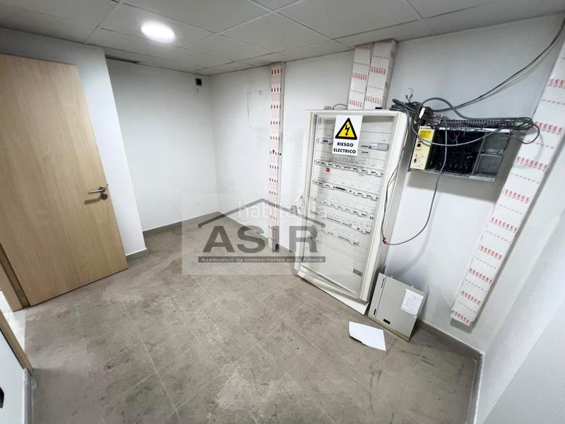 Foto d555ef5b-bac8-4791-b135-18ef701d8165. Location local commercial dans El Llombo Ontinyent