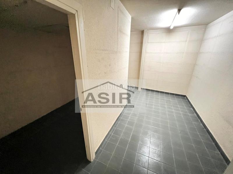 Foto f0c1523a-8cfd-406f-b8e3-ece4ebbdd7b2. Location local commercial dans El Llombo Ontinyent