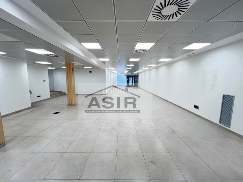 Foto 98db1451-4eea-47fa-99be-e89e7a821ffe. Rent business premise in El Llombo Ontinyent