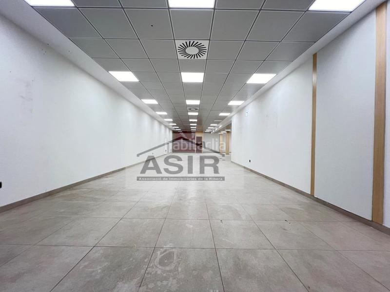 Foto b7f90e8e-800f-4aa0-98aa-f1adc900a745. Rent business premise in El Llombo Ontinyent