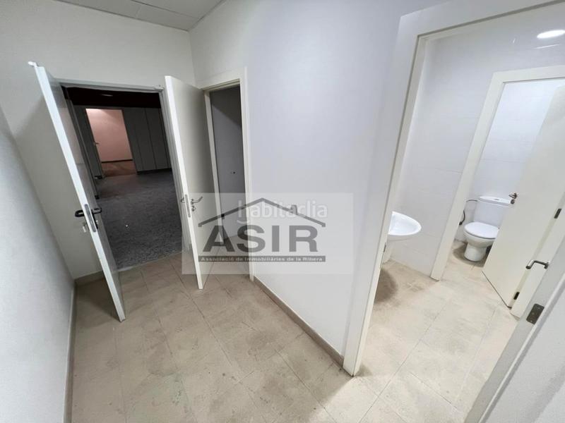 Foto 3c39c1ec-a1c5-402c-94f5-3f3b697e6054. Local comercial a El Llombo Ontinyent