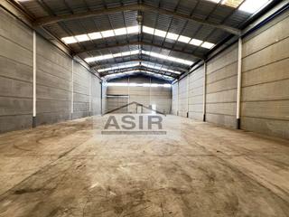 Lloguer Nau industrial a Benimuslem. Nave muy amplia con una excelente ubicación en benimuslem