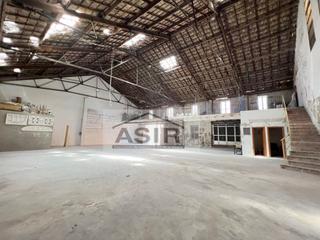 Lloguer Nau industrial a Alquenència - Venècia. Nave amplia dentro del pueblo con muchas posibilidades