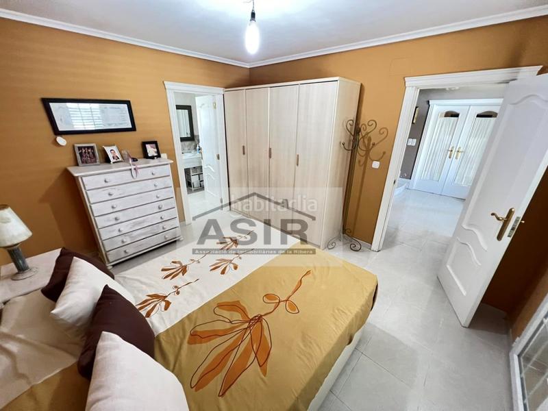 Foto 04be5a2d-ca44-448e-b7b1-721b0454791d. Chalet avec parking piscine dans El Marenyet Cullera