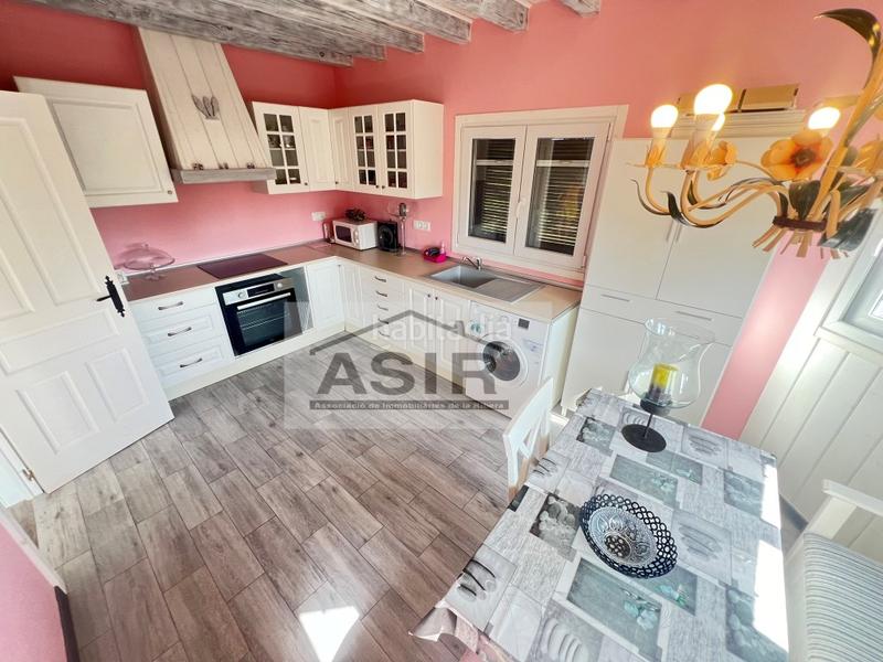 Foto 4d00fd03-a1a0-4a09-9bc4-6edbd45ded21. Chalet avec parking piscine dans El Marenyet Cullera