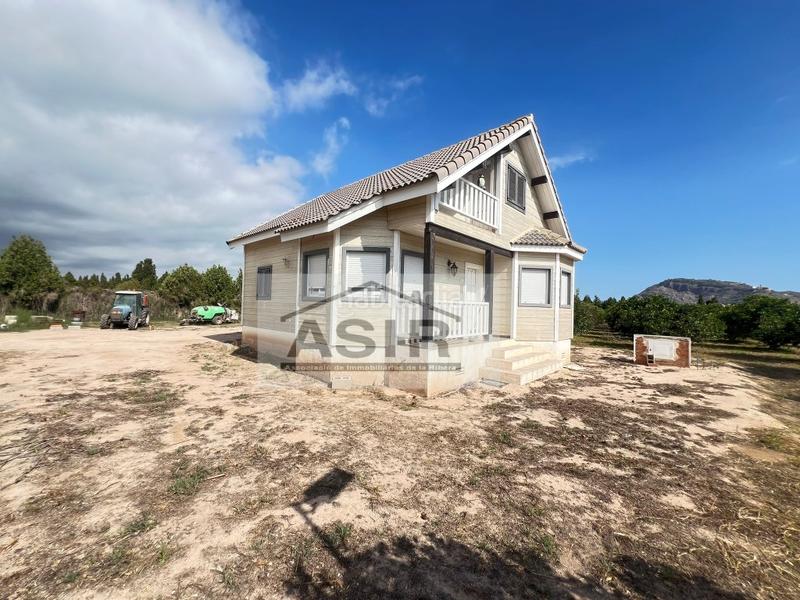 Foto 76ba4775-4b34-4ec1-85b0-e018e4124a0d. Chalet avec parking piscine dans El Marenyet Cullera