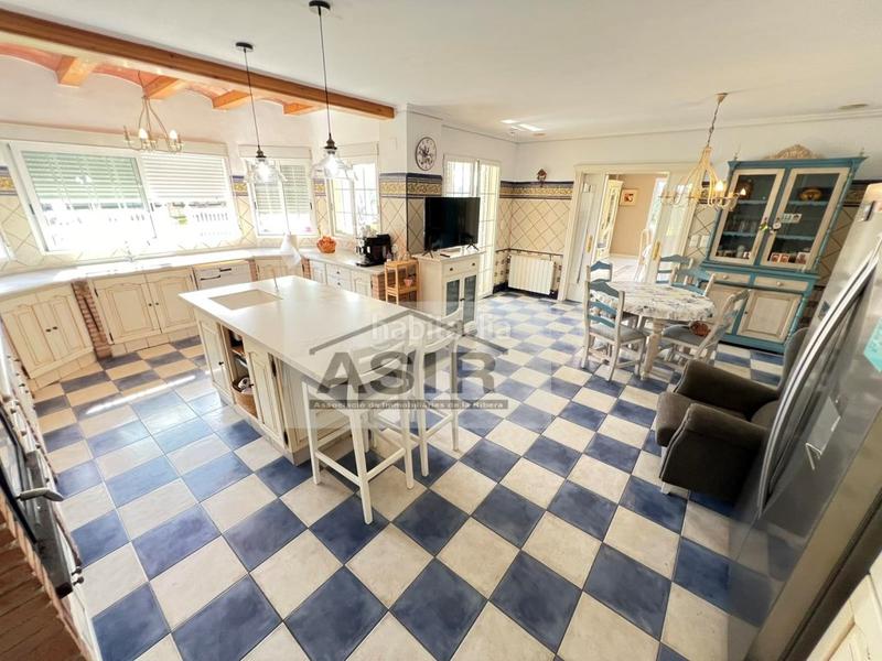 Foto a2d8267f-3e45-480e-8141-9eb963167be0. Chalet avec parking piscine dans El Marenyet Cullera