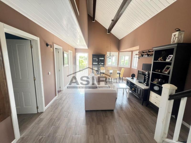 Foto ede8fc10-e224-41cb-a1ef-65a88216f2e2. Chalet avec parking piscine dans El Marenyet Cullera