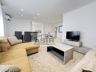 Lloguer Pis  Avenida sants patrons. Bonito piso muy amplio y en pleno centro de alzira en zona aveni