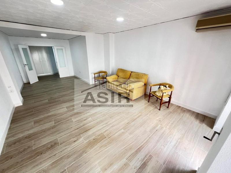 Foto 42a36f28-ac3b-4895-908d-fe665e9f4960. Appartement avec parking dans Carcaixent