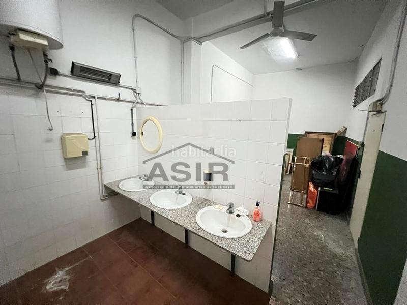 Foto 42f6ad1c-b37d-4bfc-a6fe-84f3457cc28c. Local comercial a Pere Morell - Alborxí Alzira