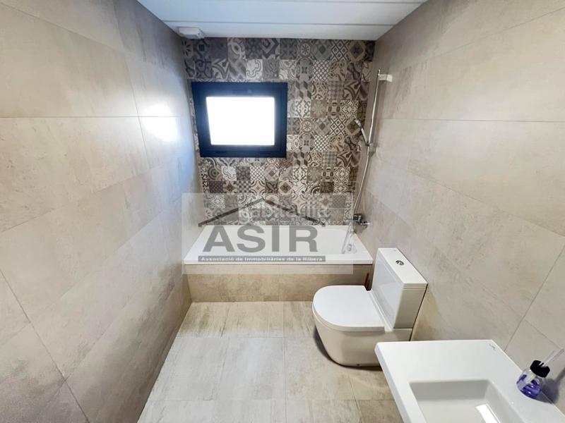 Foto ed921bd0-49f0-4d42-b24c-a66edadfa719. Chalet  3 habitaciones venta en Urbanitzacions i Pedanies Nord Alzira