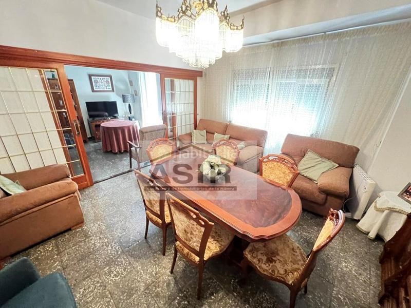 Foto 14255f5d-1967-4bee-b8ed-f1ae8c0d757a. Edifici a Centre Alzira