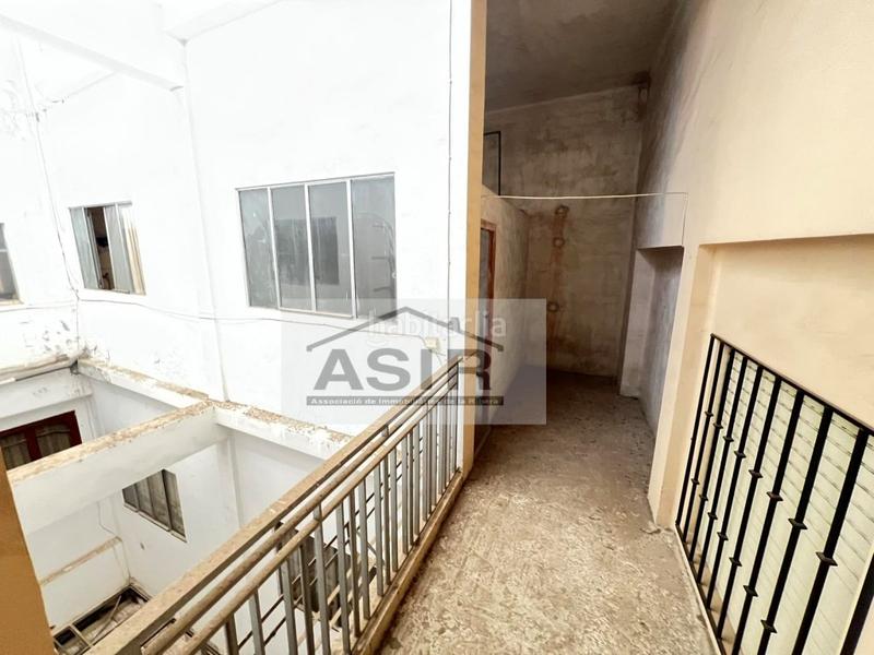 Foto 194e91a0-0b76-4d11-a4ec-0acc582001a1. Edifici a Centre Alzira