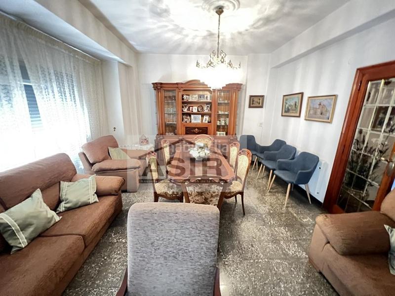 Foto 48d20cce-db62-462a-885b-09e33b205401. Edifici a Centre Alzira