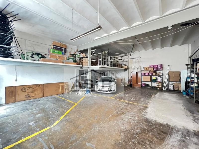 Foto 492171f0-6d11-4d86-bcd6-b1dcf1e658db. Edifici a Centre Alzira