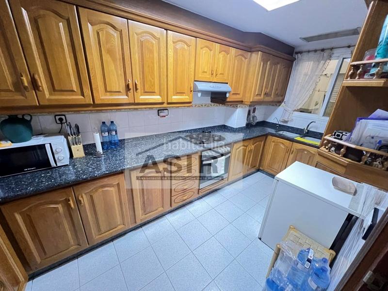 Foto 6c956f1d-e81d-4a8c-a976-9404eb6d32bf. Edifici a Centre Alzira