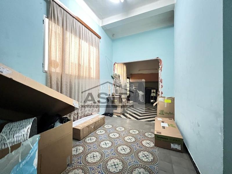 Foto a77c85d6-9e58-45cc-9df9-8f8e696b9146. Edifici a Centre Alzira