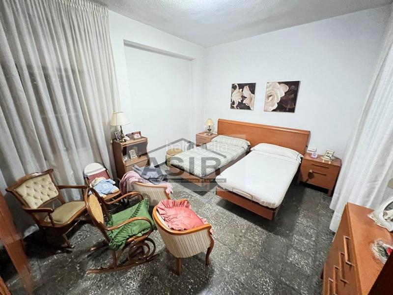 Foto f588d208-a326-44dc-8cdf-18f630493052. Edifici a Centre Alzira