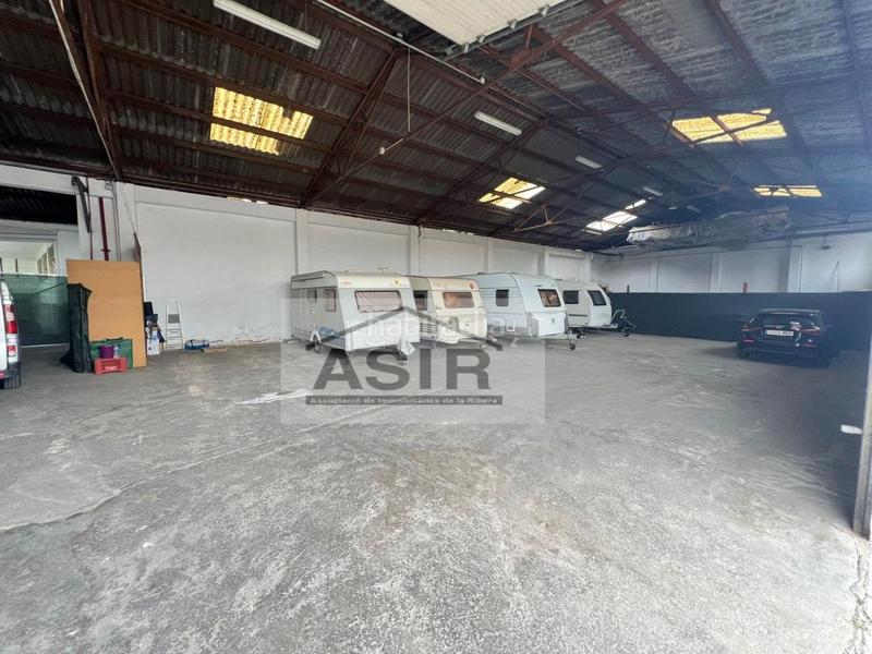 Foto 230ab294-bfb7-4b96-a453-c4f26d6f0b86. Industrial building in Corbera