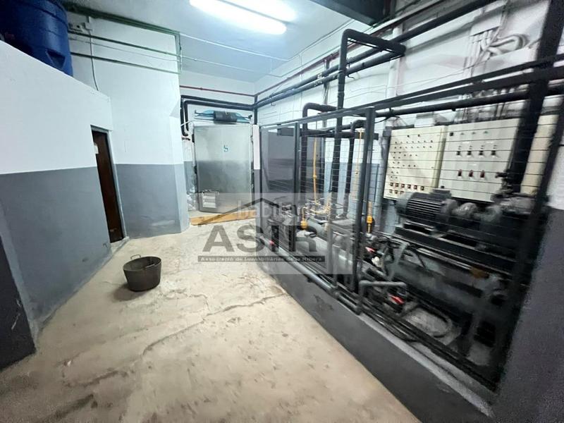 Foto 367a1478-4b1b-46a9-b52f-b17533031952. Industrial building in Corbera