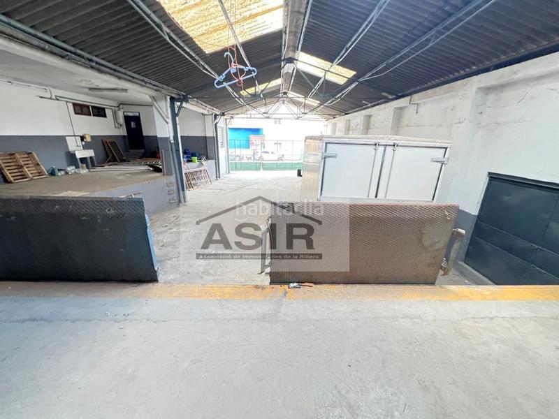 Foto 38e2fce2-e284-4fd6-8c90-1ef8fa648147. Industrial building in Corbera